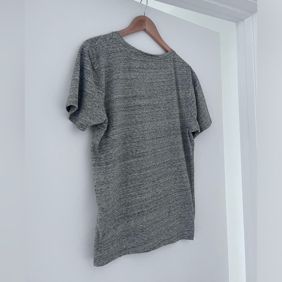 Maison Kitsuné Tee | Kitsuné Paris Print | 100% Cotton | Size Large - Picture 4 of 8